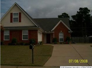 8304 Berkley Dr, Southaven, MS 38671