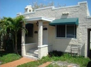 3233 SW 24th Ter, Miami, FL 33145