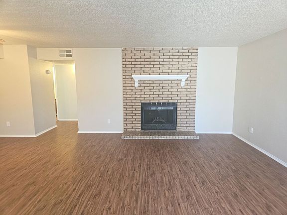 3rd image of 5028 Winder Ct APT A