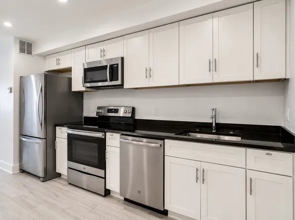727 Quebec Pl NW APT B, Washington, DC 20010
