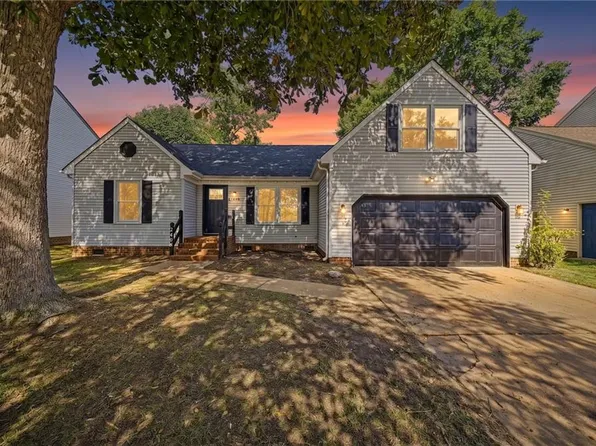 2460 Piney Bark Dr, Virginia Beach, VA 23456