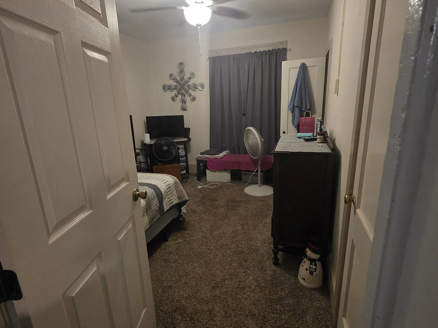 2 bed, $1,000 — Photo 4