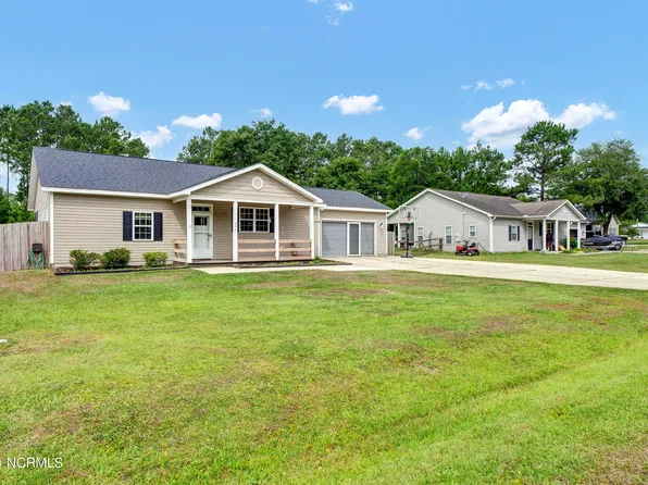374 Chadwick Acres Road, Sneads Ferry, NC 28460