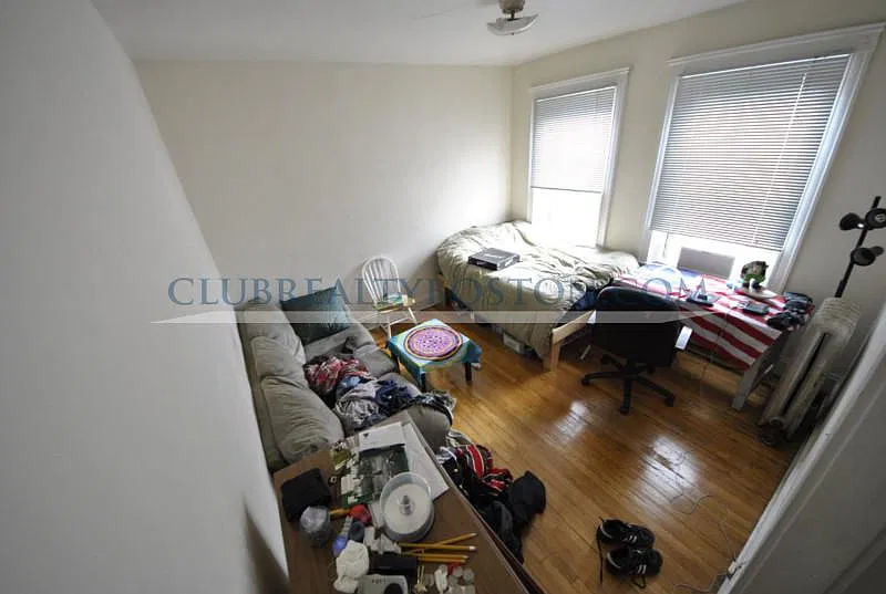 Studio, 1.0 bath, $1,950 — Photo 3
