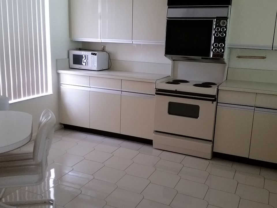 1st image of 11138 Green Lake Dr APT 201