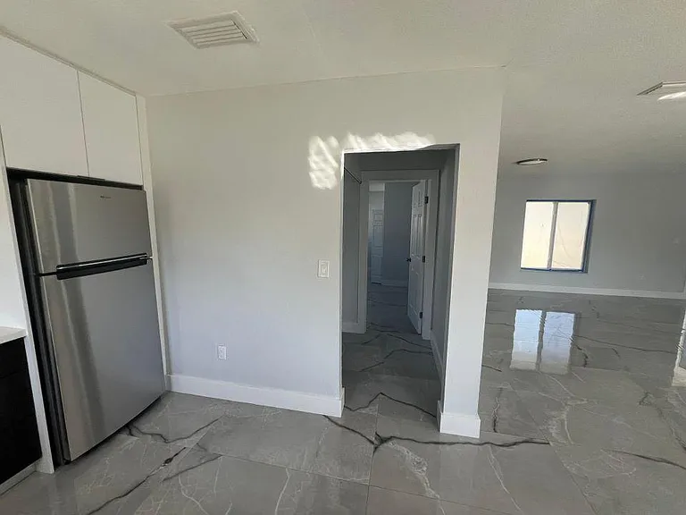 KITCHEN -4