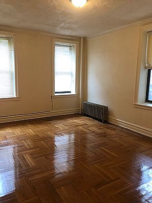 4th image of 67 Saint Pauls Pl #1H