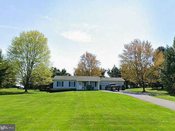2nd image of 224 Naftzingertown Rd