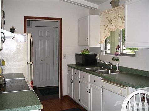 Kitchen includes all appliances