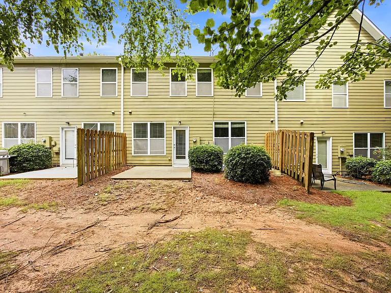 426 Grayson Way — Photo 20
