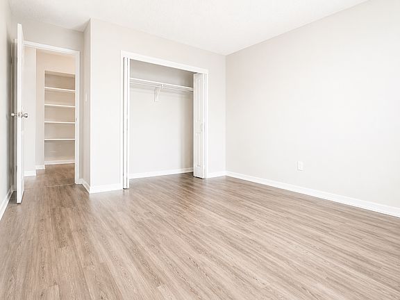 5th image of 4503 36th Ave NW #2