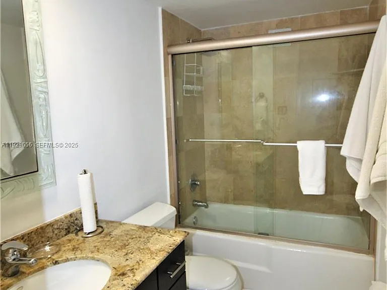 5161 Collins Ave #1610 — Photo 12