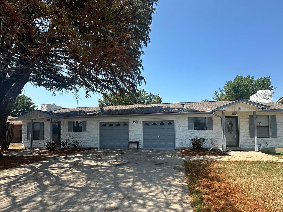 1st image of 808 Country Aire Dr #2