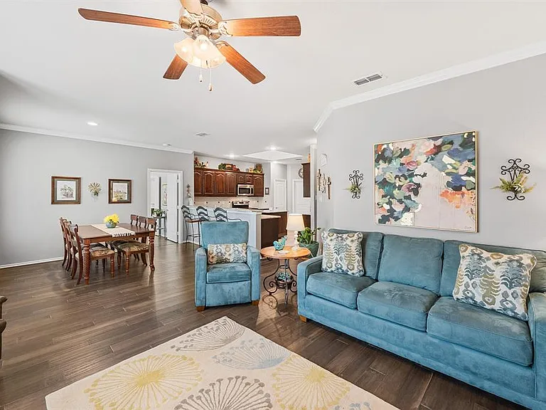 13037 Palancar Dr — Photo 4