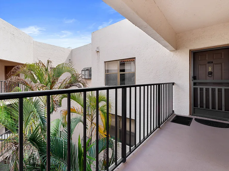 7507 La Paz Blvd #407 — Photo 4