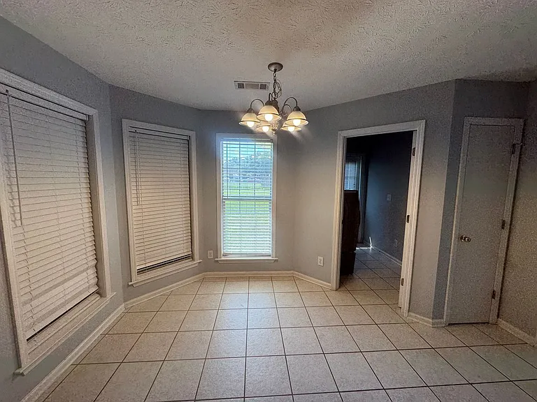 5620 Sweetwood Way — Photo 9