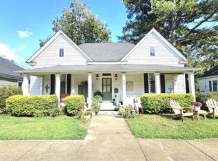 98 Court St, West Point, MS 39773