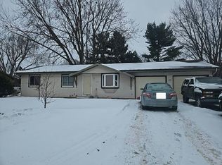 3884 Jay Ln, White Bear Lake, MN 55110