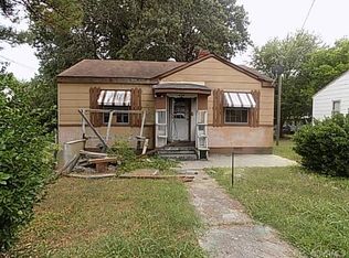 404 E Broad St, Blackstone, VA 23824