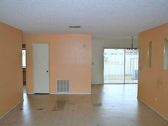 4th image of 2721 Sunbury St