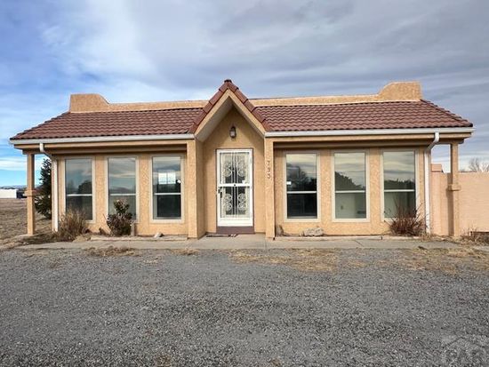 793 W McCulloch Blvd N, Pueblo West, CO 81007