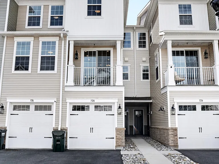 728 Station Rd #1 — Photo 24