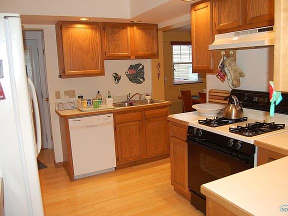4th image of 3309 Grimsby Pl