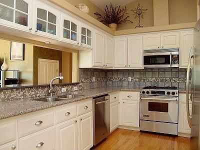 5th image of 1204 Loma Dr