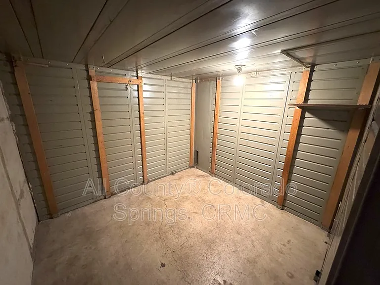 1515 Eagle View Dr — Photo 29