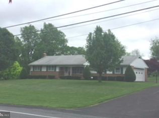 3453 Pricetown Rd, Fleetwood, PA 19522