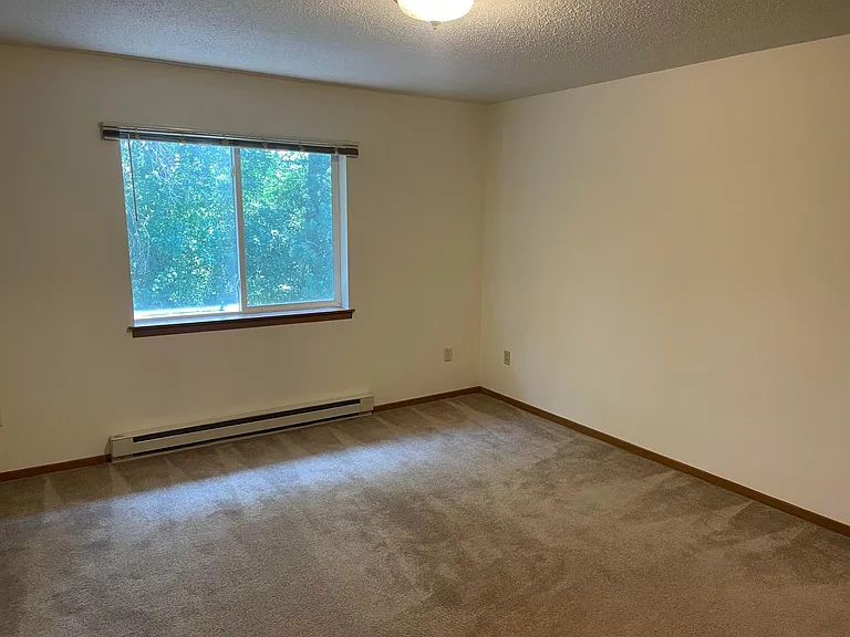714 Bruce Ct #9 — Photo 7