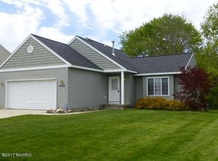 4495 Middlebury Dr SE, Kentwood, MI 49512