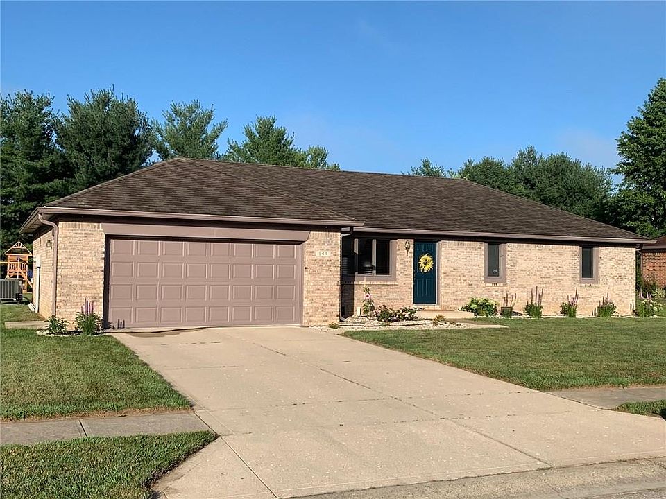 1st image of 544 Summit Dr