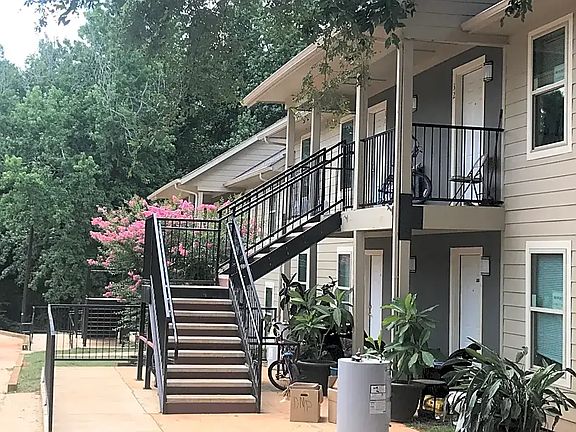 5th image of 502 W Main St #4829
