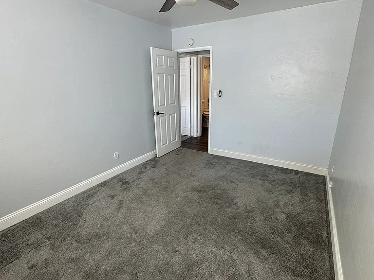Bedroom 2 (13 x 9.5)