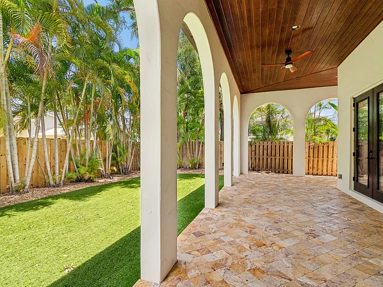 3917 W Barcelona St — Photo 44