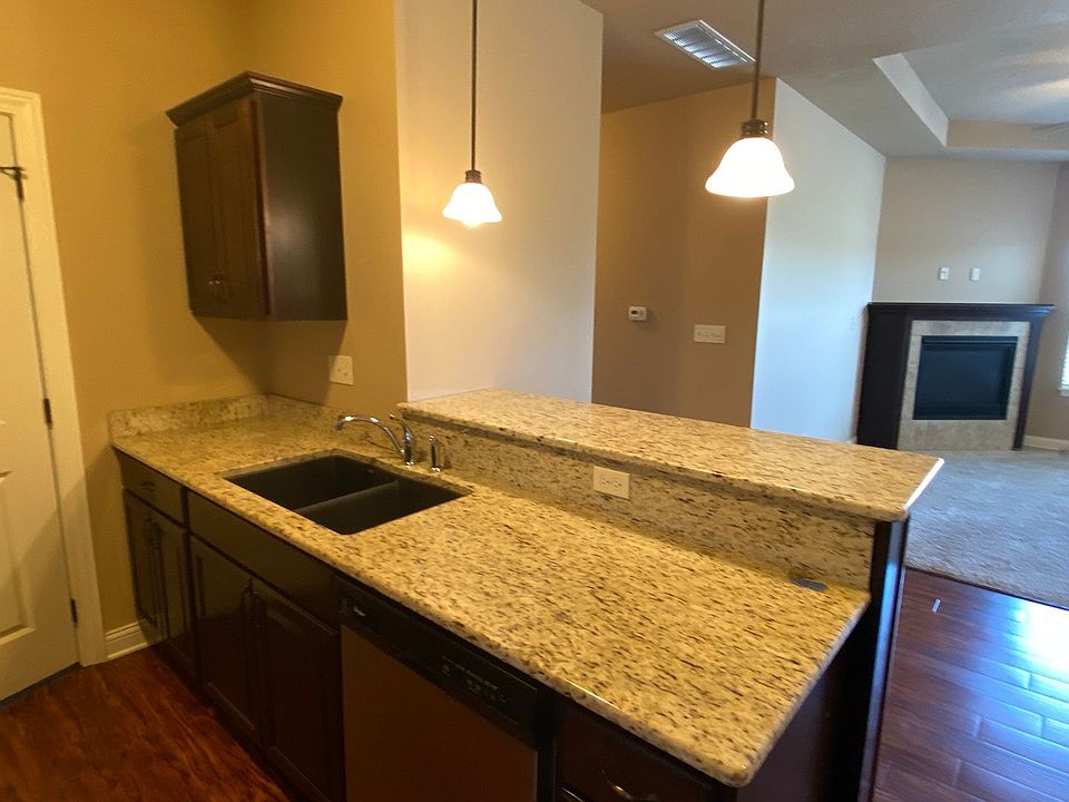 1st image of 2815 Northridge Pkwy Unit 206