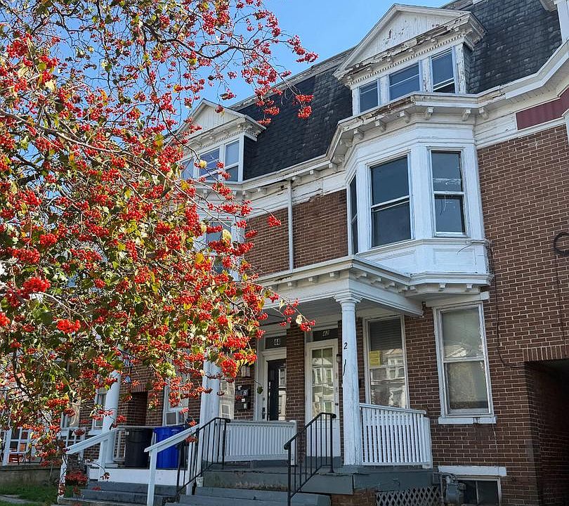 1st image of 42 E Cottage Pl