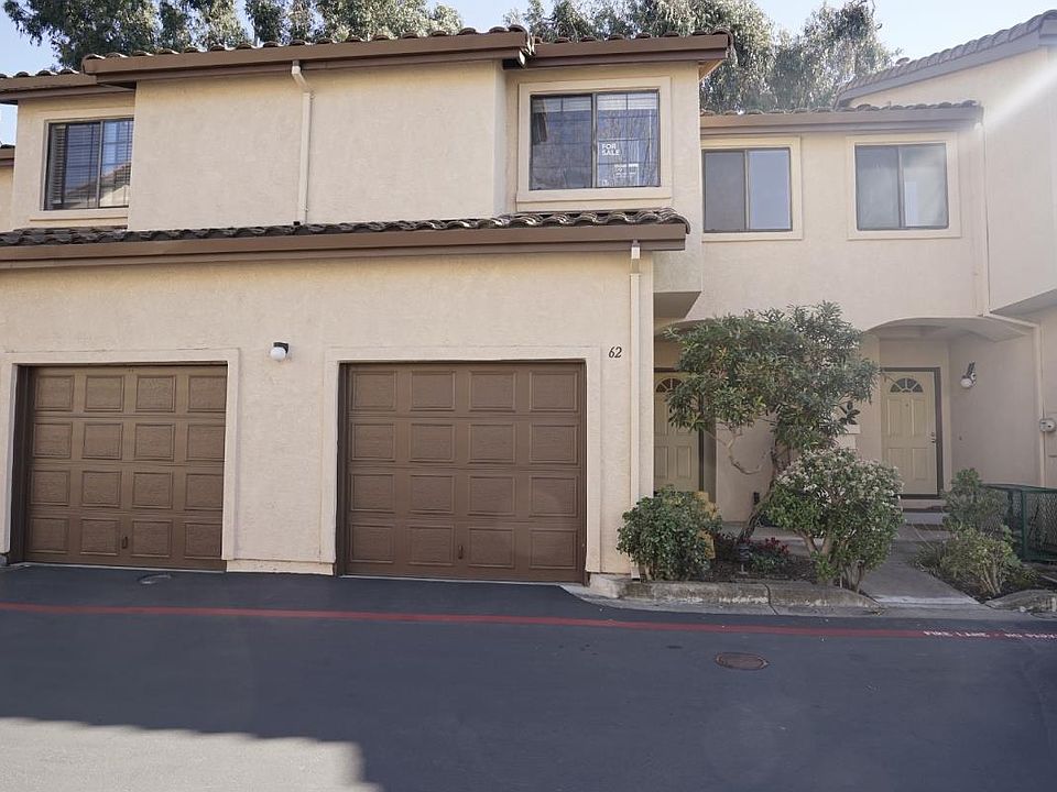 1st image of 62 Washington Square Dr