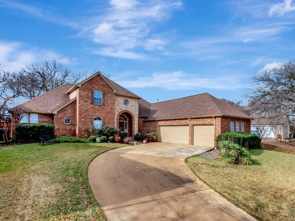 437 Windjammer Ln, Azle, TX 76020