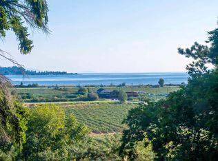 5242 Station Rd, Surrey, BC V3X3C4