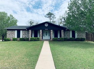 523 Simms Dr, Saraland, AL 36571