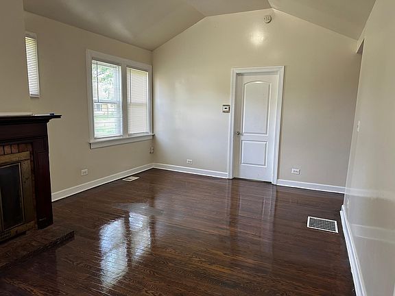 5th image of 14905 S Hoyne Ave