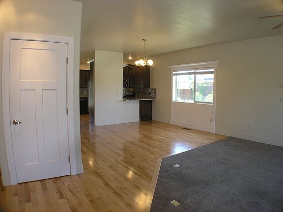 5th image of 2649 E Hidden Creek St