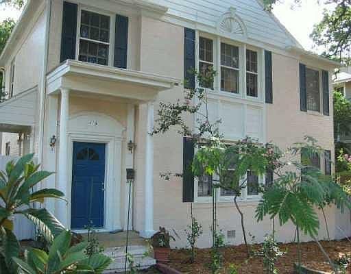 1st image of 416 W 32nd St