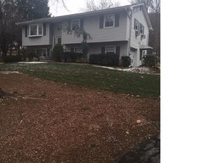 892 Stockton Rd, Valley Cottage, NY 10989