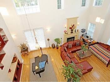 3rd image of 645 S Mentor Ave