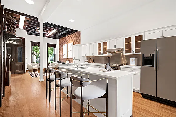 Rented by Corcoran | media 2