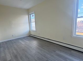463 Fulton St FLOOR 3, Elizabethport, NJ 07206