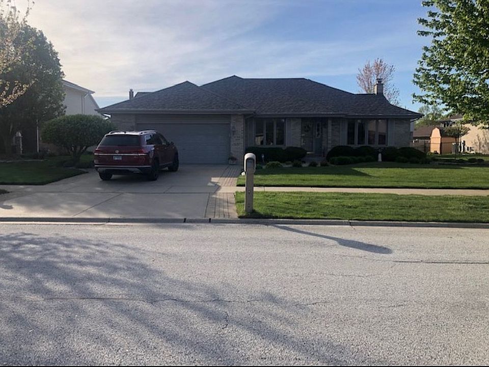 1st image of 18068 Goesel Dr